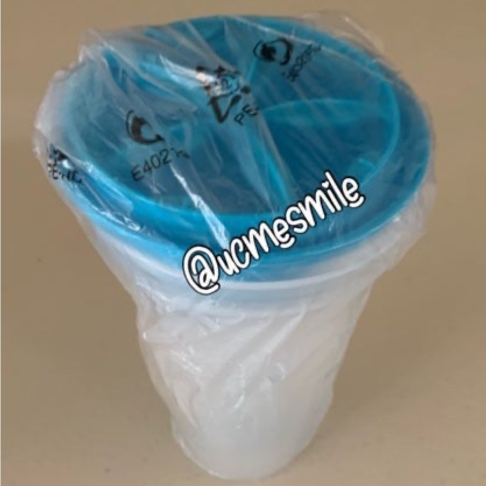 Tupperware Quick Shake - Blender / Mixer / Shaker Cup - Picture 4 of 5